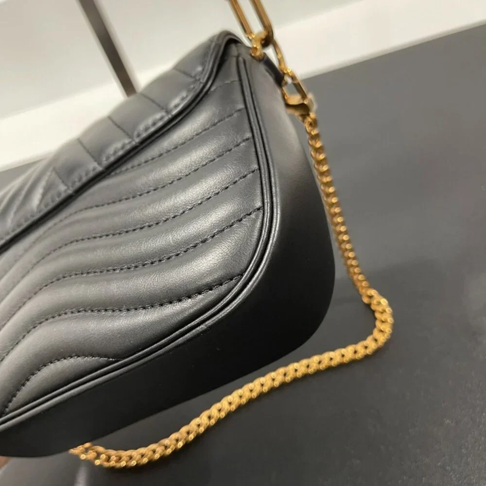 Louis Vuitton Pochette New Wave Leather Handbag (JB1126)